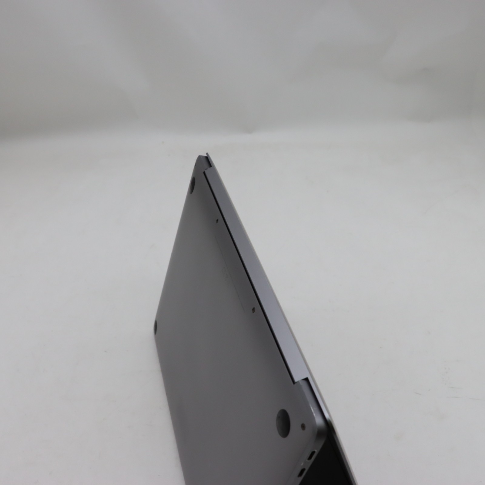 Apple MacBook Air 13.3" 2020 - A2337 - M1 - 8GB - 256GB SSD