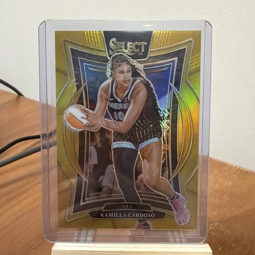 2025 Panini Select WNBA Kamilla Cardoso Concourse #7 Gold 8/10  Prizm  SKY