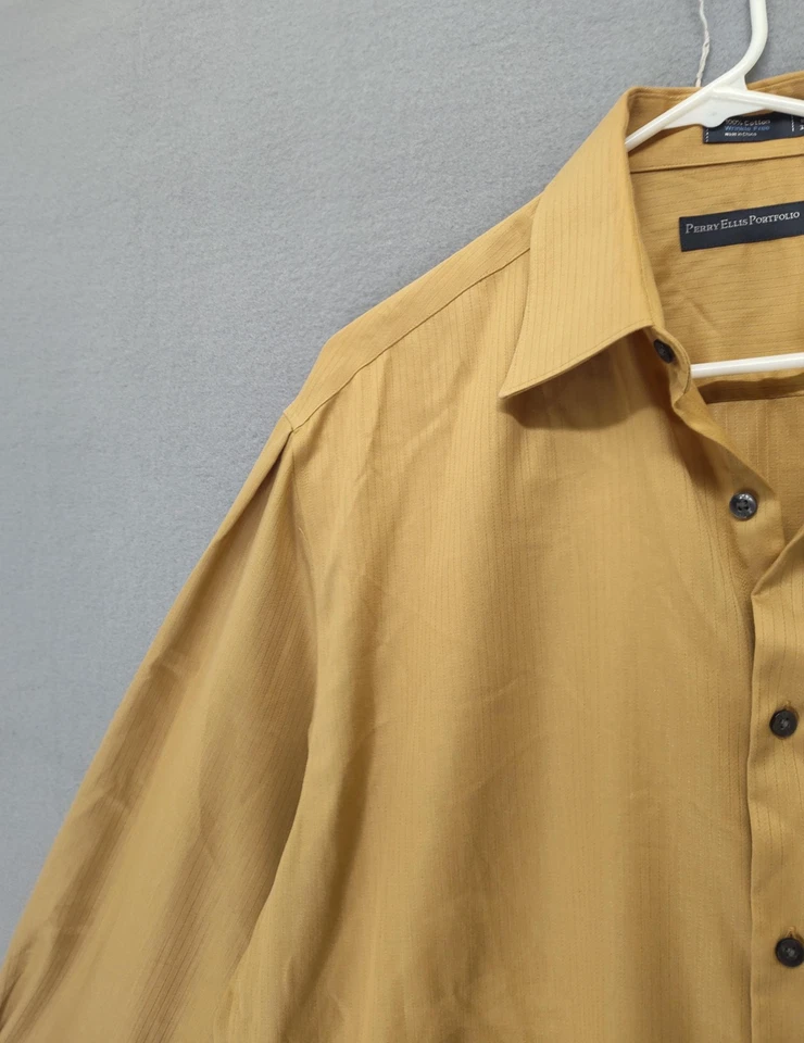 Camisa Portafolio Perry Ellis Hombres Grande Marrón Con Botones Sin Arrugas Manga Larga Foto 2 de 4