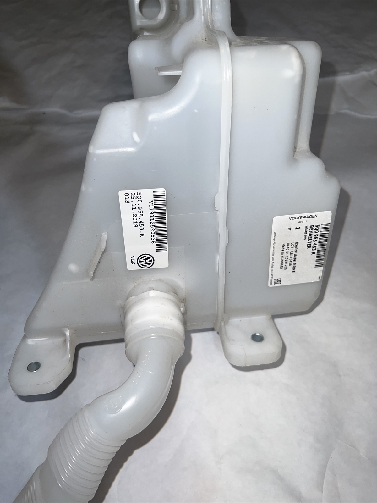 OEM AUDI A3 8V Windshield WASHER FLUID BOTTLE 5Q0955453R GENUINE 
