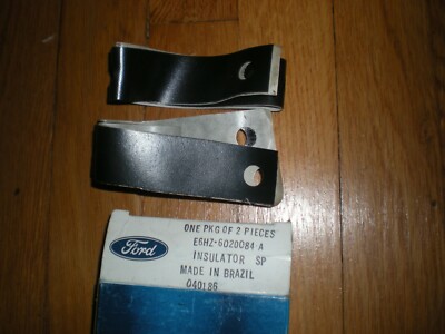 NOS 1986 - 1989 Ford CF CFT 600 700 800 Body Side Step Insulators E6HZ-6020084-A