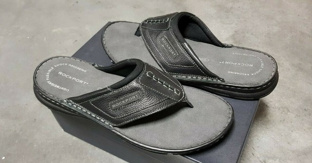 rockport flip flops