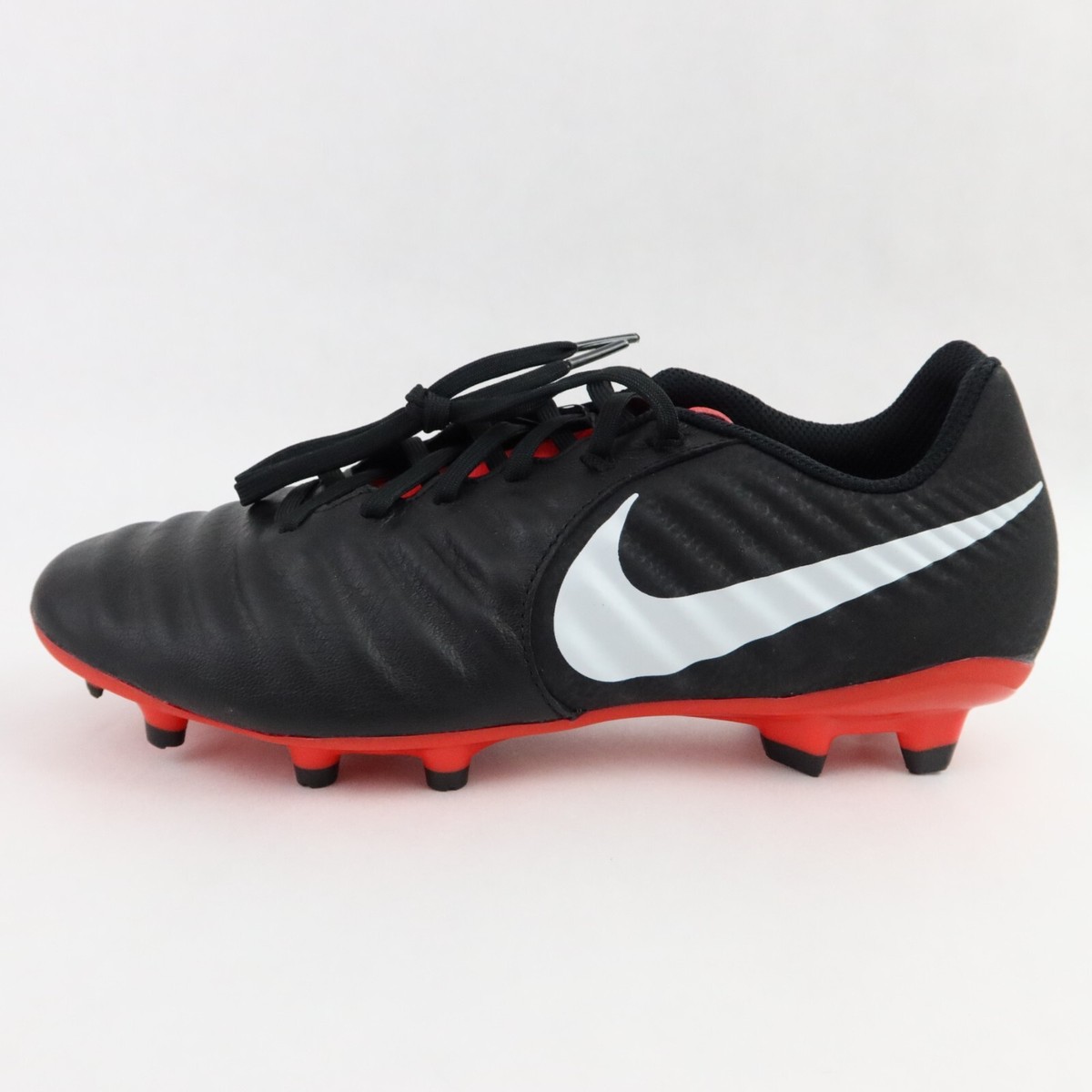 Nike Legend Academy 7 Soccer Cleats Men's Size 8 Black FG Tiempo