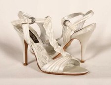 Badgley Mischka Dahlia Silk White Wedding Evening Heels Bridal Shoes 6 1/2M