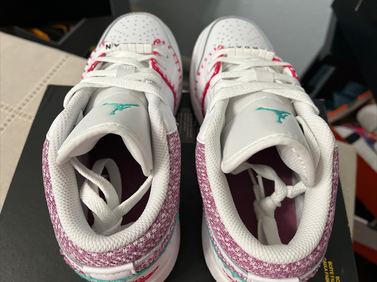 Nike Jordan 1 Low 可愛いパステルピンク♪\"Orchid/Neul/White\" Amazon.com | Air Jordan 1 Low Women's Shoes (DC0774-510