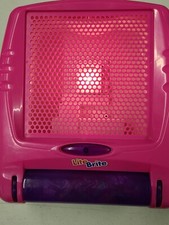 2003 Hasboro LIGHT BRIGHT self contained pegs tested works 3D batteries