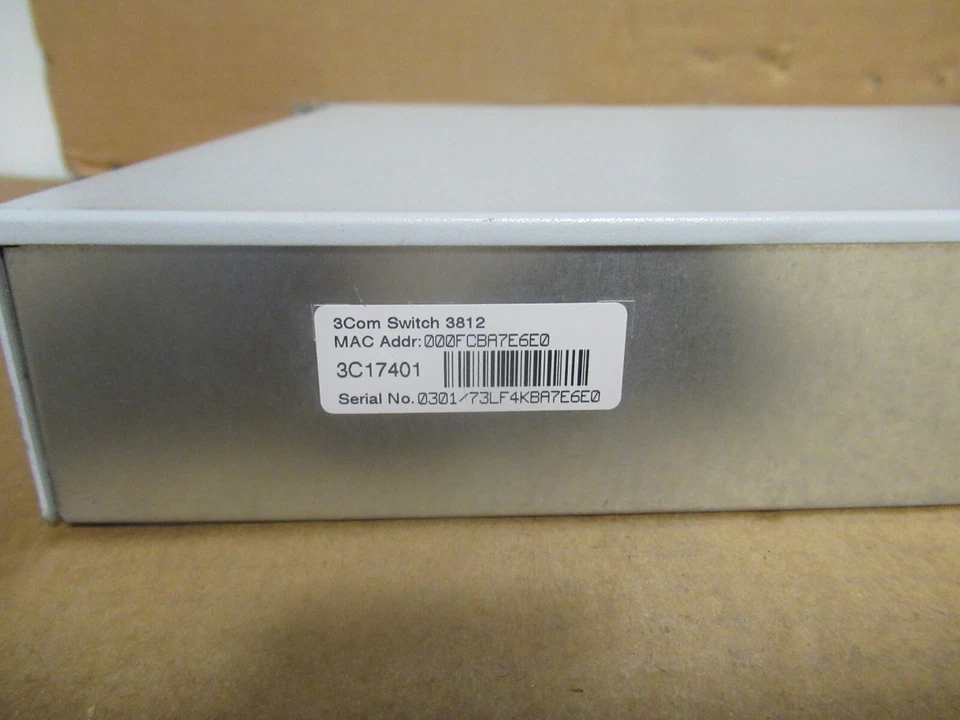 3COM 3C17401 Superstack 3 Switch 3812 12-Port 10/100/1000 With 4 SFP Ports - Image 4 of 4