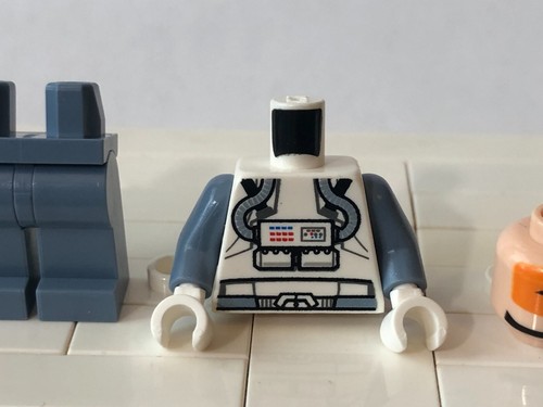 LEGO Star Wars Clone Trooper Pilot minifigure Episode 3 sw0266 8088 NEW - Picture 4 of 5