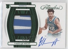 2023-24 Panini Flawless Emerald 5/5 Vasilije Micic #FPA-VMC Patch Auto 3d3
