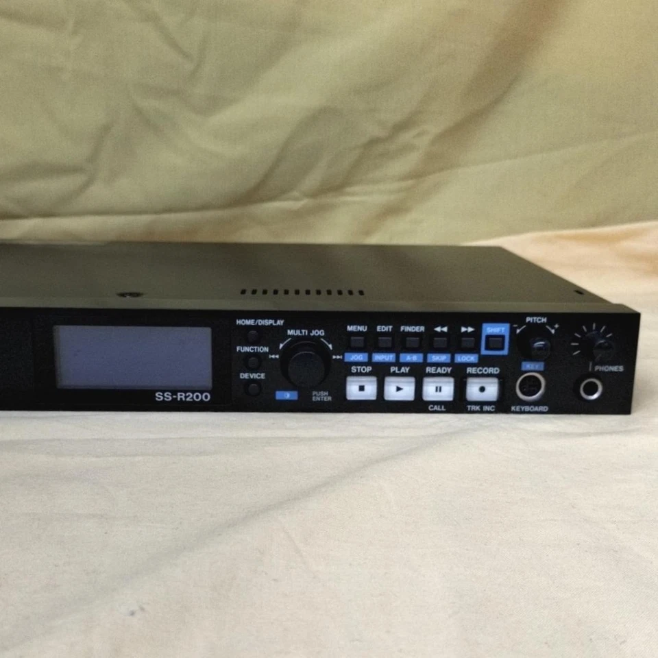 TASCAM SS-R200 Digital Audio Recorder Free Shipping From Japan - Image 4 of 4