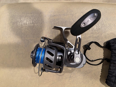 Van Staal VM275 Spinning Reel Pre-Spooled Gray/Blue/Black w/ Storage Bag