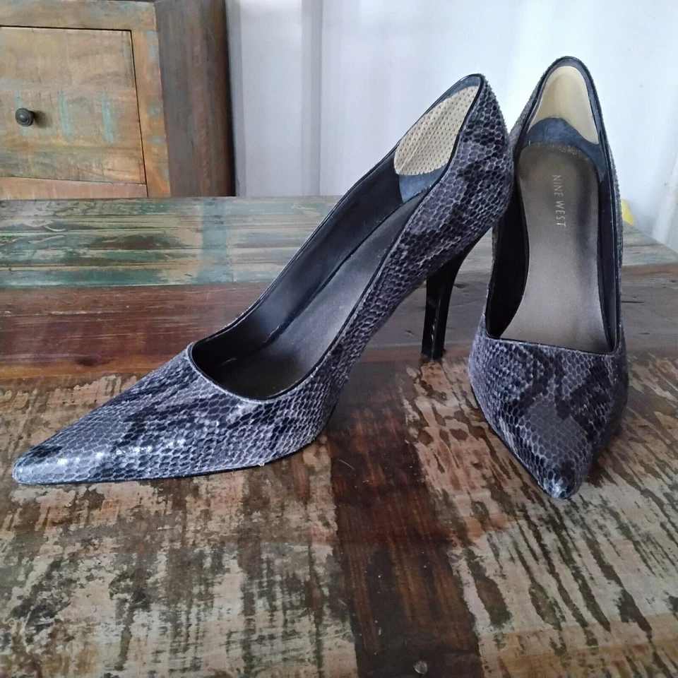 Nine West Faux Snakeskin Pointed Toe Pumps Size 7 1/2 M Pre-owned Without Box - Image 2 of 4