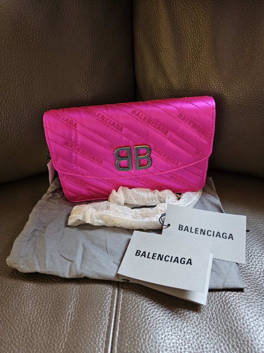 【BALENCIAGA】チェーンウォレットバッグ ブラック/ピンク Balenciaga BB Chain Wallet Hot Pink Fuchsia Satin Jacquard