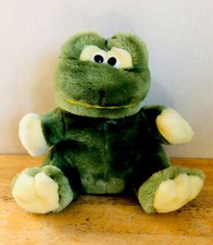 Snuggie Toy Green Frog Plush Super Soft Toy Stuffed Animal Hand Puppet 9 Inches