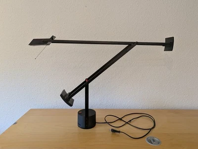 Artemide Tizio