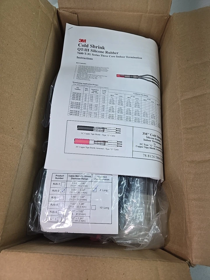 Kit de terminación de tres conductores 3M (7621-T-110-3G) QT-III en frío clase 15kV Foto 3 de 4