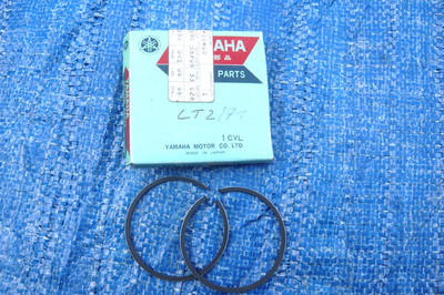 Yamaha  LT2 LT3 1972-73 YL2 L5T Ringe vom Kolben  Kolbenringe + 0,25 mm 1ST O/S
