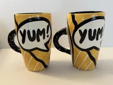 2 Yum! Lips Mugs Whit Love Joanne