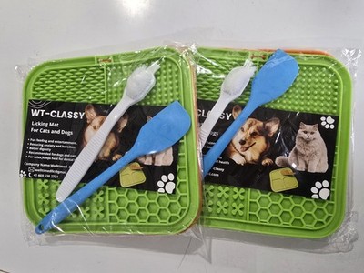 Dog or Cat Lick Mats - set of 2 or 4 Great for Anxiety