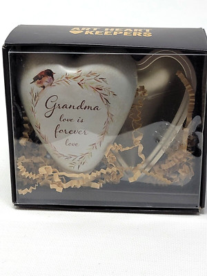 Demdaco Grandma Love is Forever Love 2.5 x 3 Resin Stone Art Heart Keeper NEW