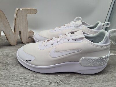 Nike Amixa Turnschuh Halbschuh Damen Gr. 40 Weiß hellgrau (0381) NEU
