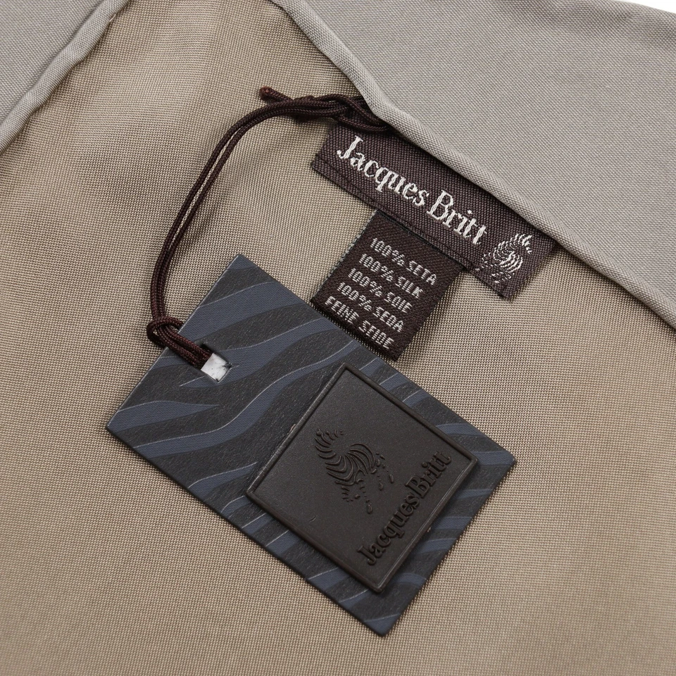 NWT RODA for Jacques Britt Solid Lighter Gray Silk Pocket Square - Image 2 of 2