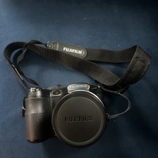 Fujifilm FinePix S Series S1800 12 MP Digital Camera 2GB SD Card Black Tested