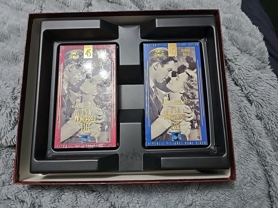 Its a Wonderful Life (VHS, Delux Collectors Edition) - Image 3 of 4