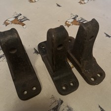 3 Original Vintage Cast Iron Bed Brackets from Utility Furniture bedsted