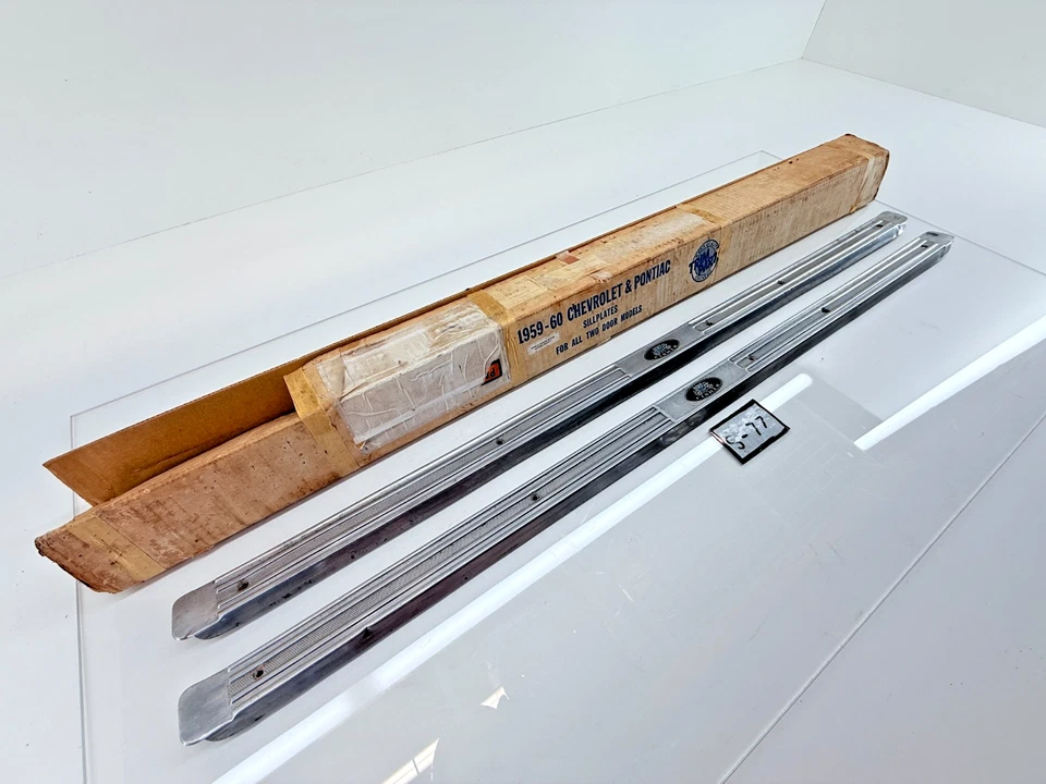 Chevrolet Impala 1959 1960 fabricante de equipos originales 2 puertas placas de umbral techo rígido convertible S-77 Foto 2 de 4