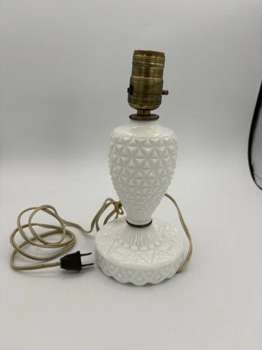 Vintage Milkglass Lamps 9 1/2"