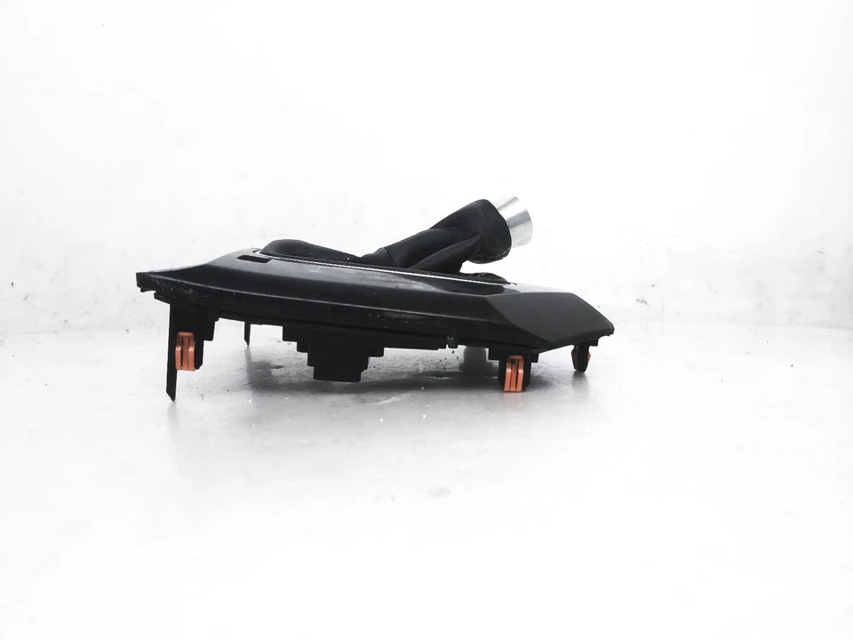 2017-2018 Toyota Corolla Im A/T Gear Indicator W/ Boot Assy Has Minor Scratches - Image 3 of 4