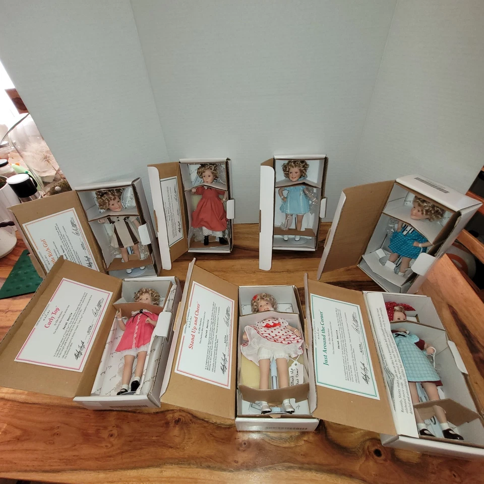 Коллекционный набор из 7 винтажных кукол Shirley Temple Movie Memories - Изображение 3 из 4