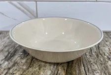 Corelle Blue Lily Round Serving Bowl 8 1/2” D x 2 3/8”H 🇺🇸