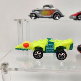 Lot of (9) Hot Wheels Diecast Cars 1991-1996 1/64 (dd1)