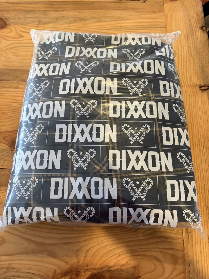 Dixxon Flannel TINSEL Christmas Tree Skirt, NIB - Image 3 of 4