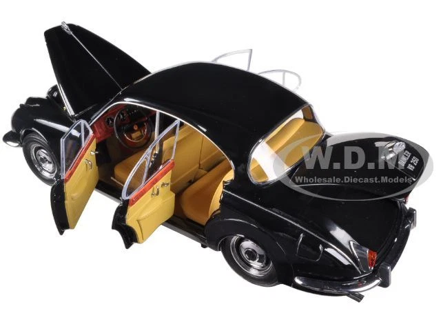 1967 DAIMLER V8-250 BLACK LIMITED TO 3000PC 1/18 DIECAST MODEL CAR PARAGON 98311 - Image 2 of 4