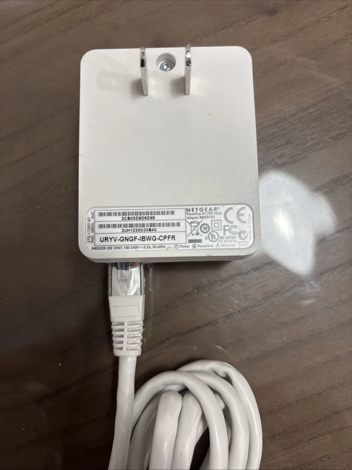 1X Adaptador Netgear Powerline AV 200 Powerline XAV2001 ÚNICO Foto 2 de 3