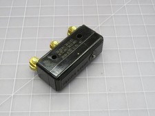 LOT OF 19 HONEYWELL BZ-R169-P5 LARGE BASICS T224617