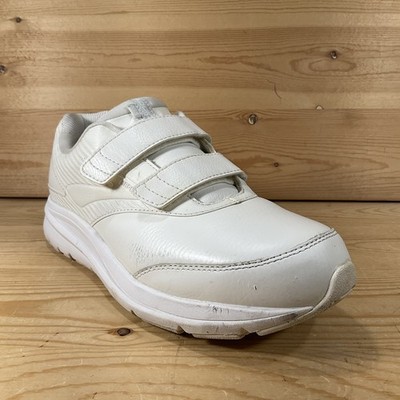 Brooks Addiction Walker V-Strap 2 Shoes Woman s 10.5 B White Leather 1203091B142