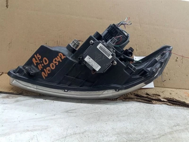 Infiniti FX35 2003-2005 lado derecho pasajero luz de cabeza oculta  Foto 4 de 4