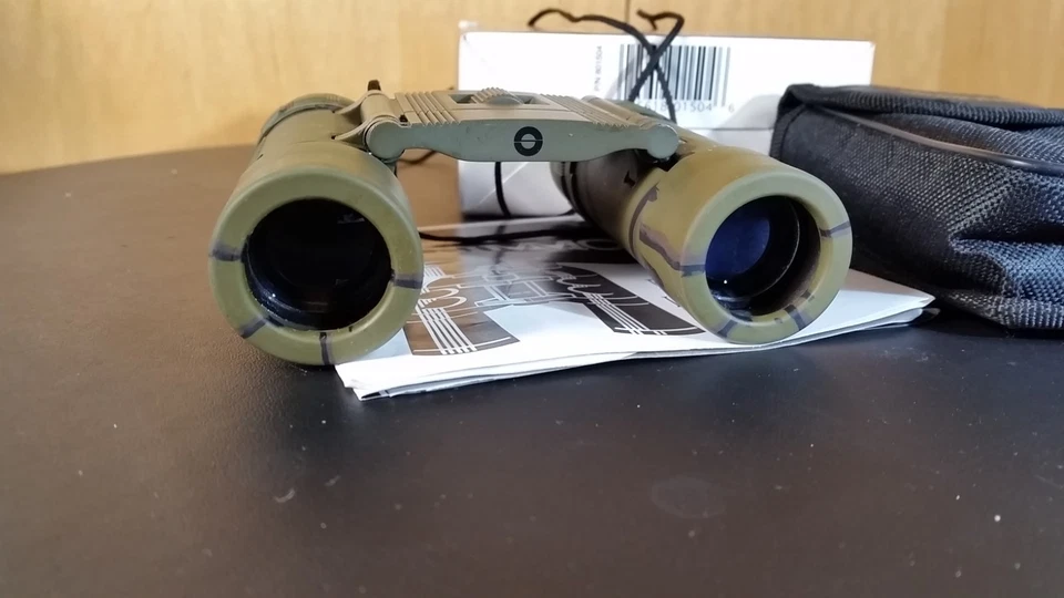 SIMMONS Pro-Sport Outdoor Binoculars Coated Camouflage Color / Case - Image 3 of 4