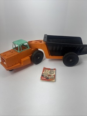 RELIABLE ( CANADA ) PLASTIC CLOCKWORK Orange Reely  Ride em Truck