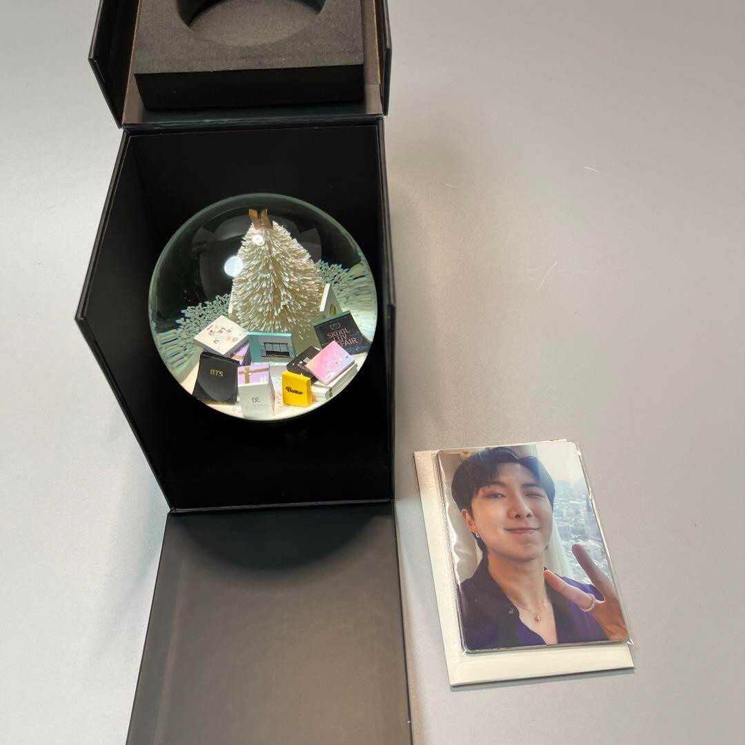 防弾少年団(BTS) - BTS MERCH BOX 10 SNOW BALL スノードーム 未使用 BTS snowball with trading card MERCH BOX #10 FANCLUB ARMY