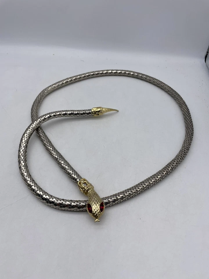 "Collar cinturón serpiente malla DL Auld ojos piedras rojas 42"" largo tono plata tono dorado" Foto 3 de 4