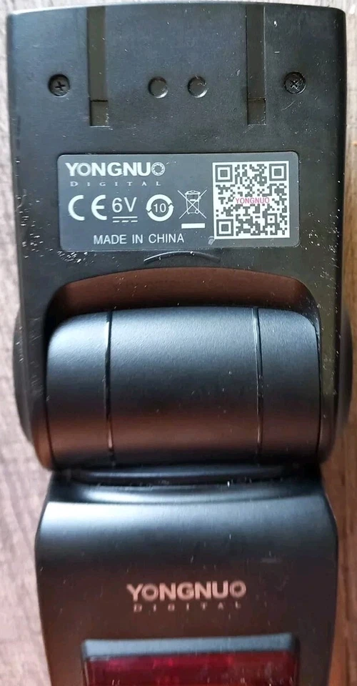 YONGNUO Flash For Nikon Speedlite YN685 Very Good Condition - Image 4 of 4