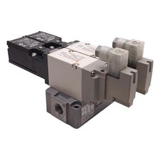 SMC VP544-5DZ1-03N-M-X538 Dual Solenoid Valve Assembly w/ Manifold Base 24VDC
