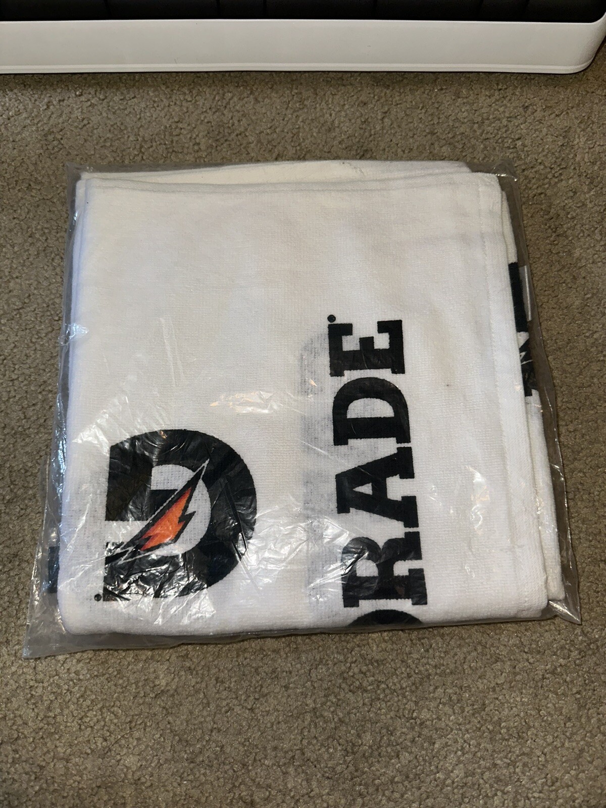 Gatorade Sideline Towel White 24 X 42 eBay