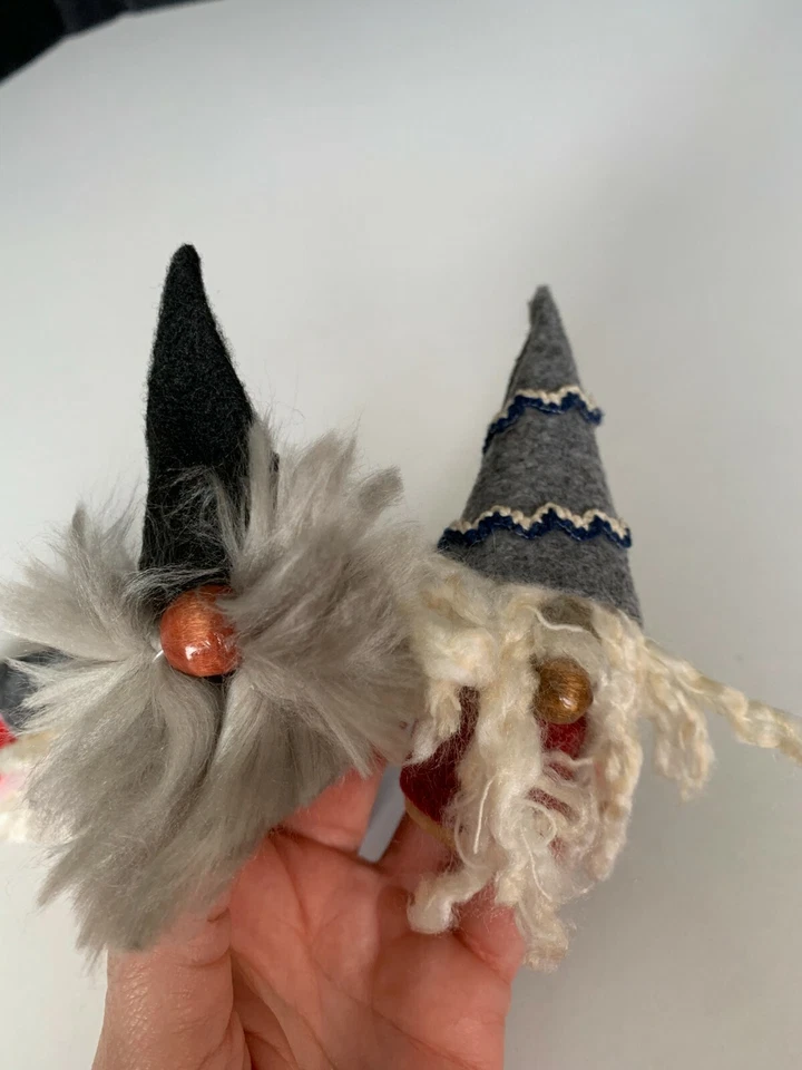 Handmade Yarn And felt 3-4"Gnome Ornaments figurines Valentines Love Lot Of 5 - Image 2 of 4