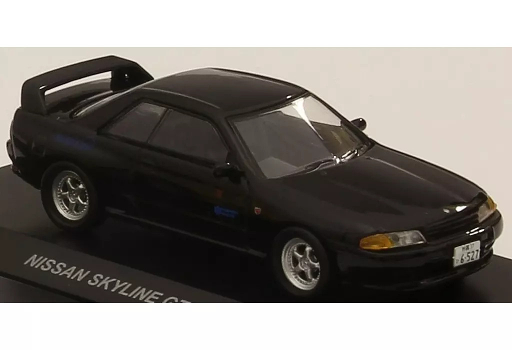 日産オンラインショップSKYLINE GT-R 1/64  (BNR32) 日産オンラインショップ：SKYLINE GT-R (BNR32) ガングレー